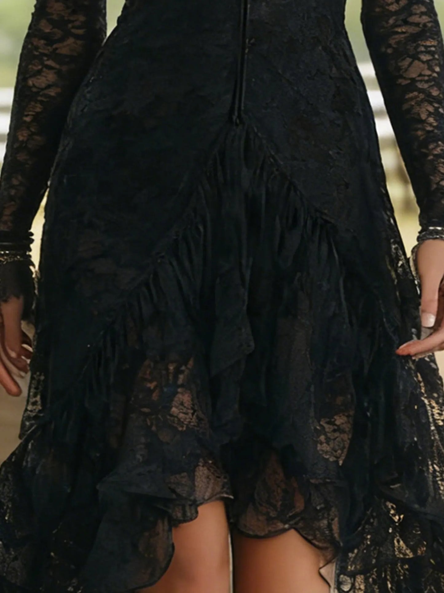 Western Black Lace High-Low Hem Long-Sleeved Dress
