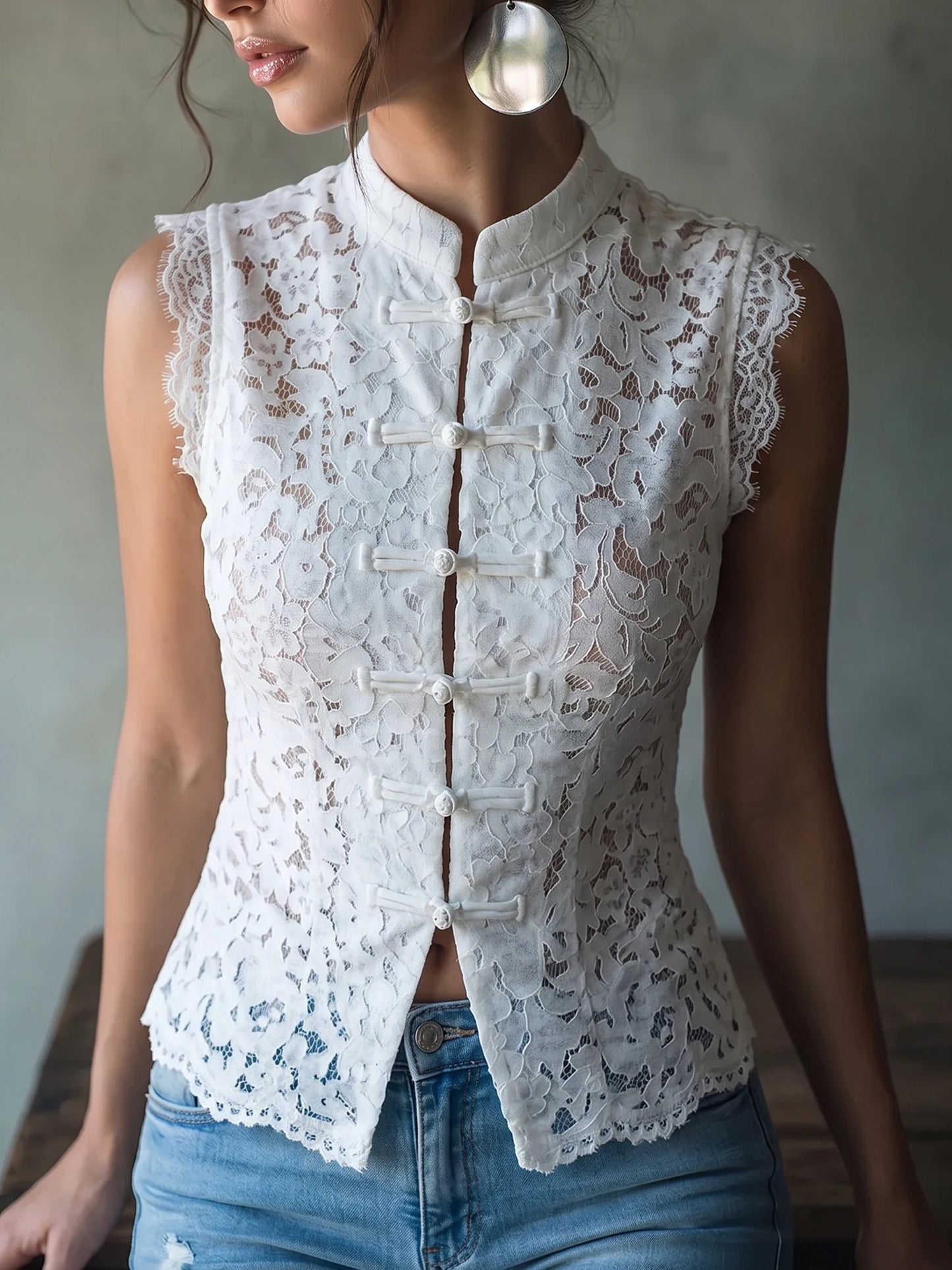 Chinese Frog Button Floral Lace Sleeveless Stand Collar Vest, White Hollow Out Cheongsam Style Waistcoat Top
