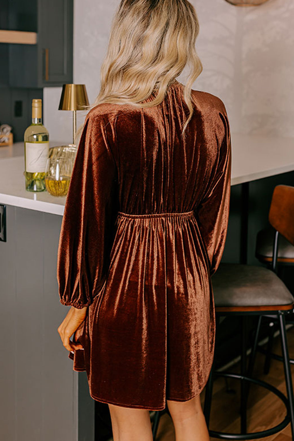 Clay Elastic V Neck Puff Sleeve Short Velvet Dress