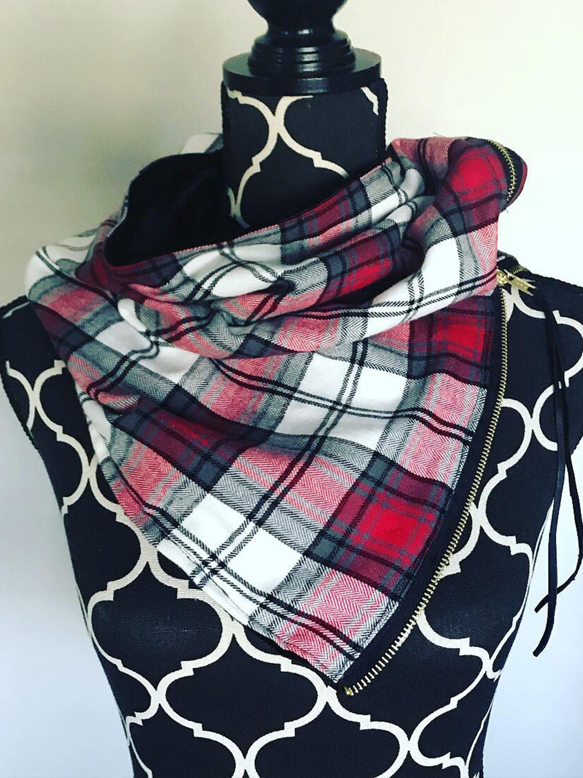 Warm Plaid Zipper Scarf