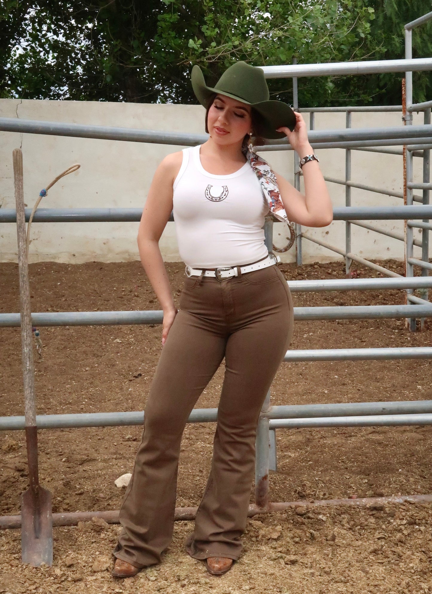 Horseshoe Tank Top (White)