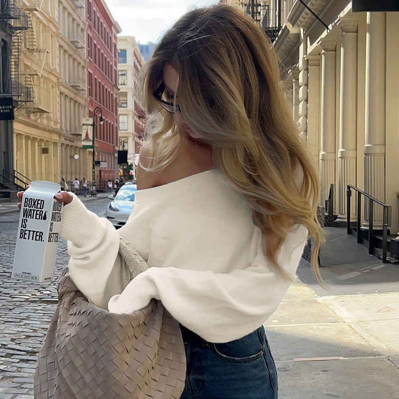Off-Shoulder Waist-Tapered Cropped Knit Top