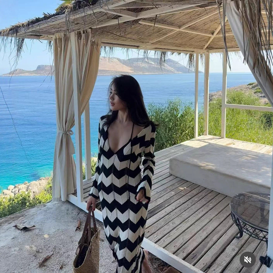Black White Chevron V-Neck Tie Knit Maxi Cover Up | Vacation Style Knitwear