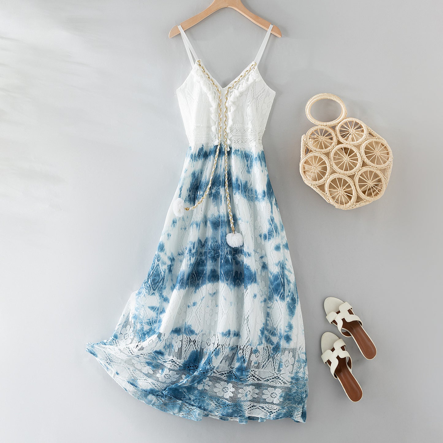 Boho Blue White Tie Dye Lace Cami Maxi Dress | Ethnic Style Vacation Elegant Waist-Cinching Slimming Dress