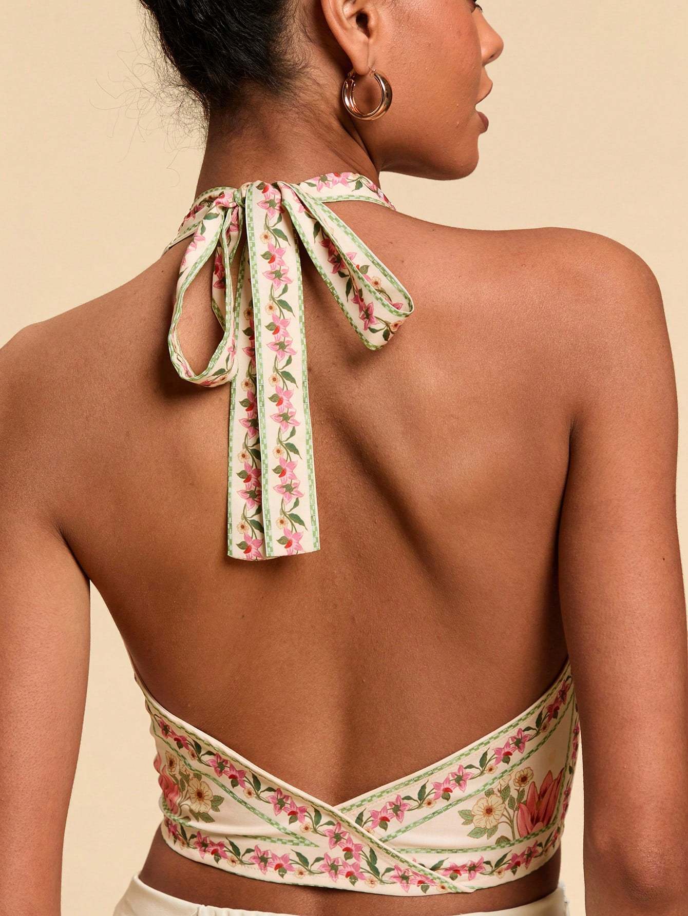 Bohemian Floral Print Halter Tie-Back Cropped Top