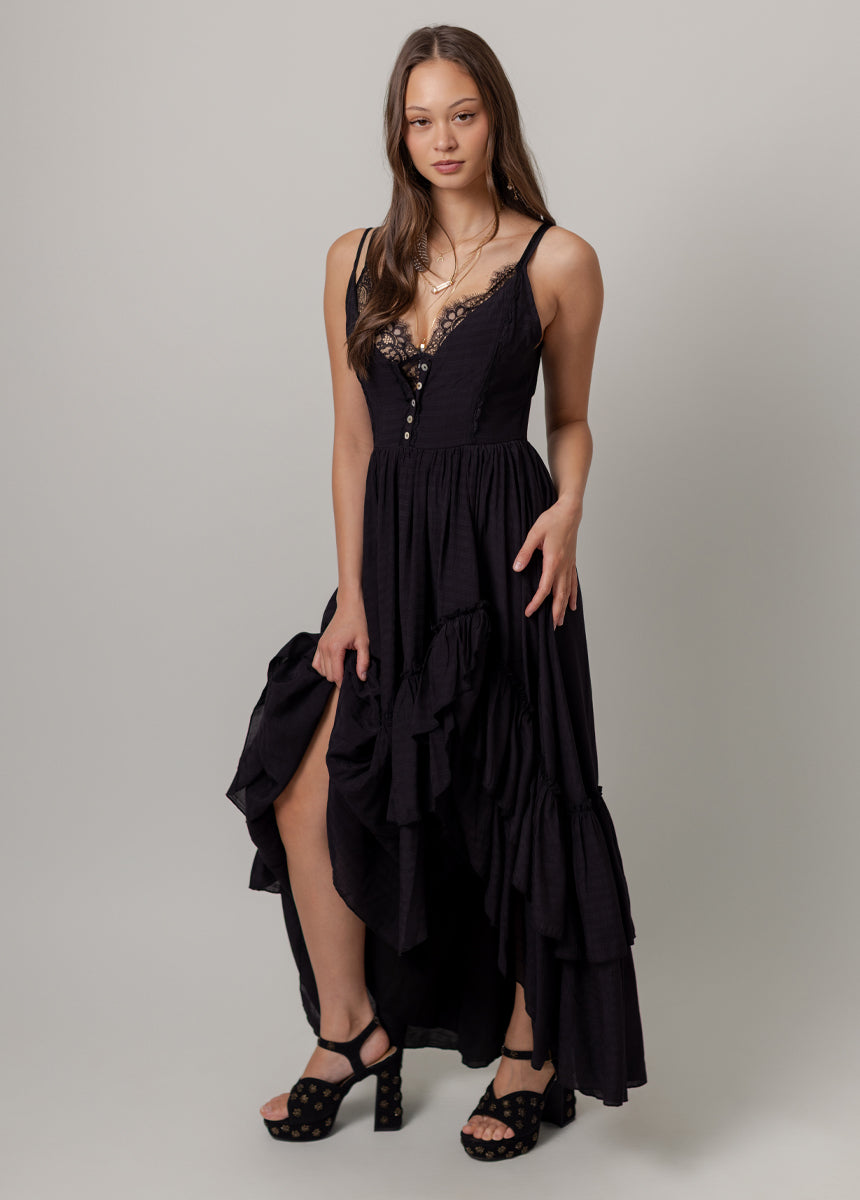 Everlie Dress in Black