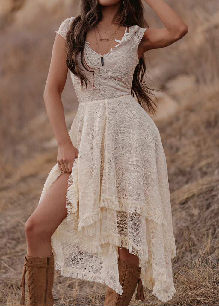 Fernilia Dress in Ecru