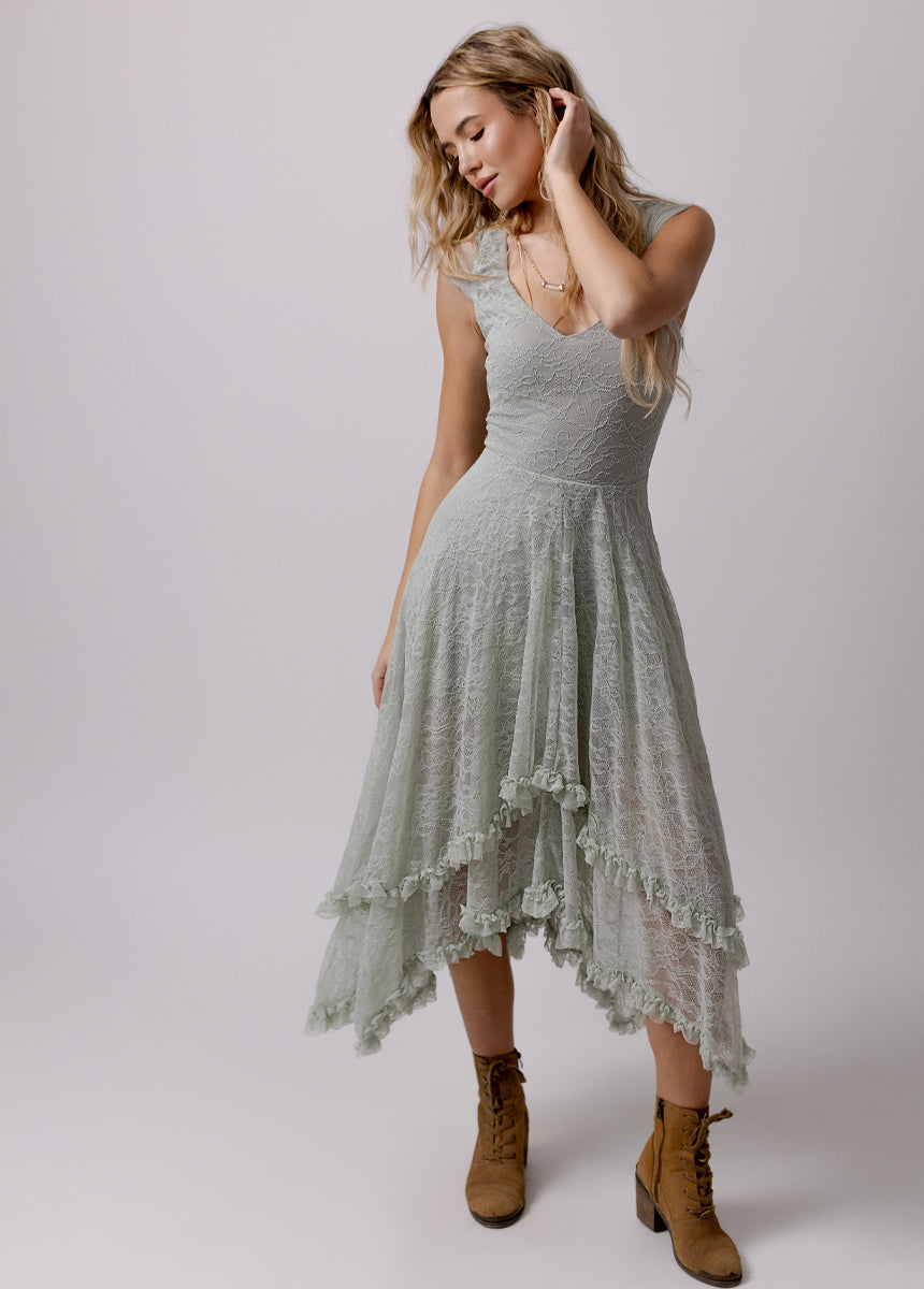 Fernilia Dress in Barely Blue