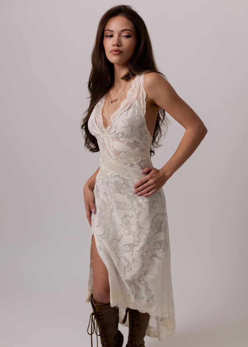 Joia Dress in Ecru
