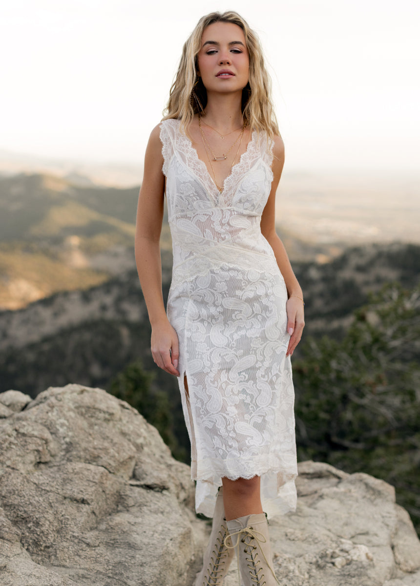 Joia Dress in Ecru