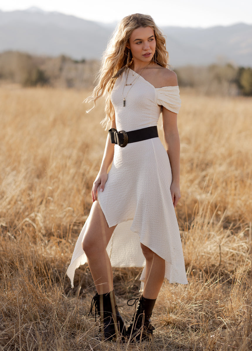 Roxanya Dress in Cream