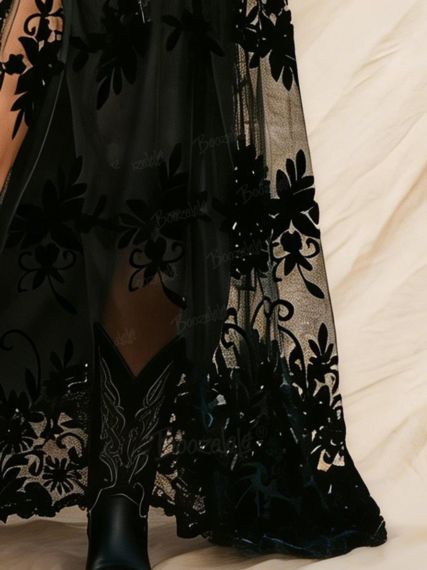 Sleeveless V-Neck Spaghetti Strap Black Lace Dress